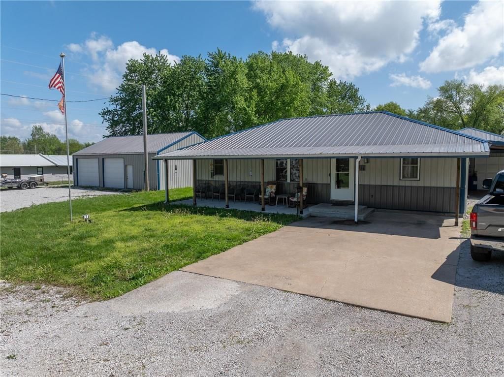 816 E Lincoln Street — photo 2