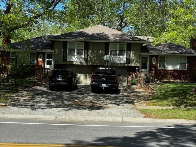 1510 E Sheridan Street — photo 2