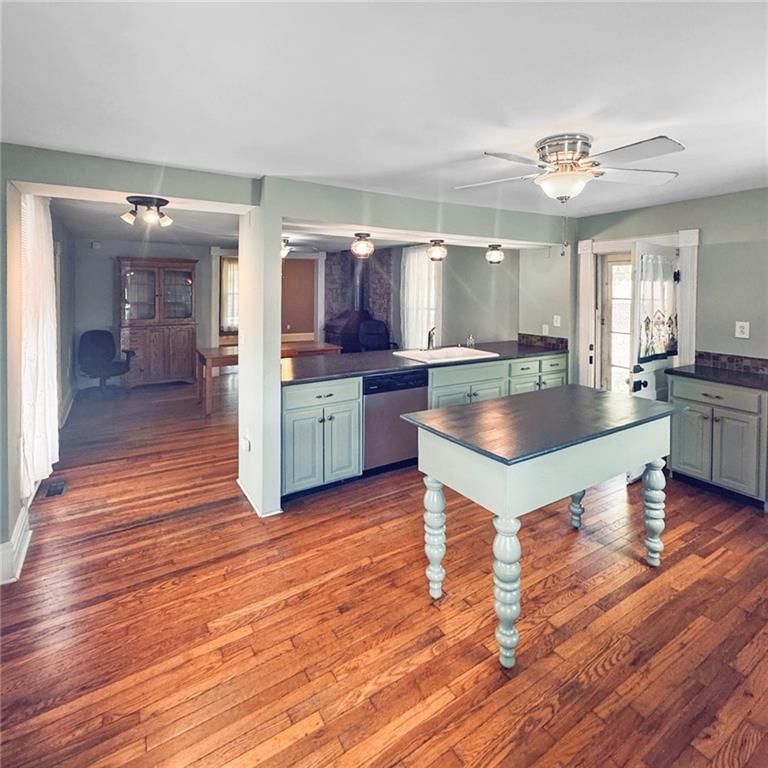 206 W Chestnut Street — photo 11