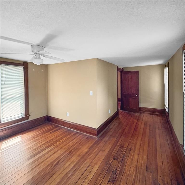 206 W Chestnut Street — photo 28