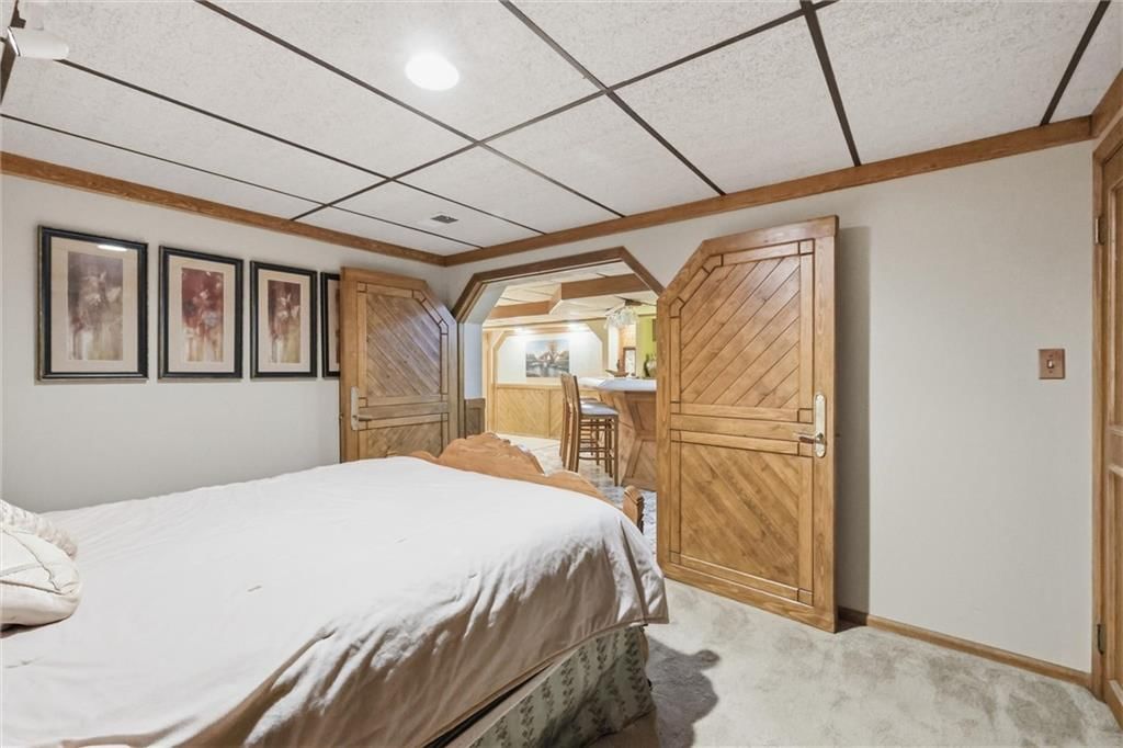 10706 W 70th Terrace — photo 35