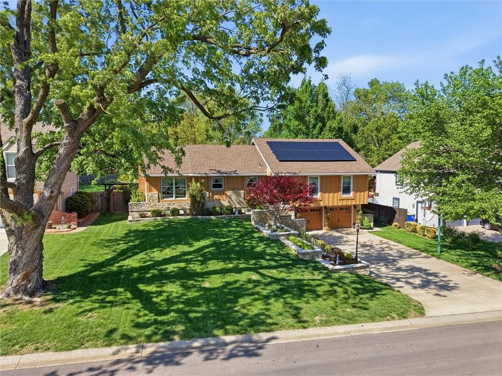 10706 W 70th Terrace — photo 46