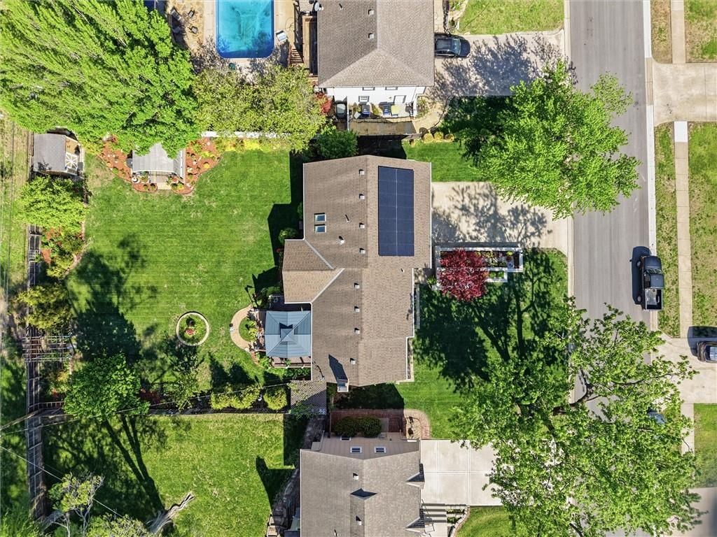 10706 W 70th Terrace — photo 48