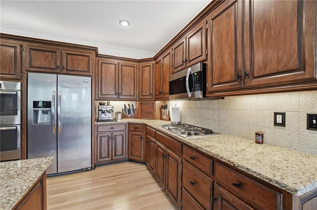 5308 W 161st Street — photo 15