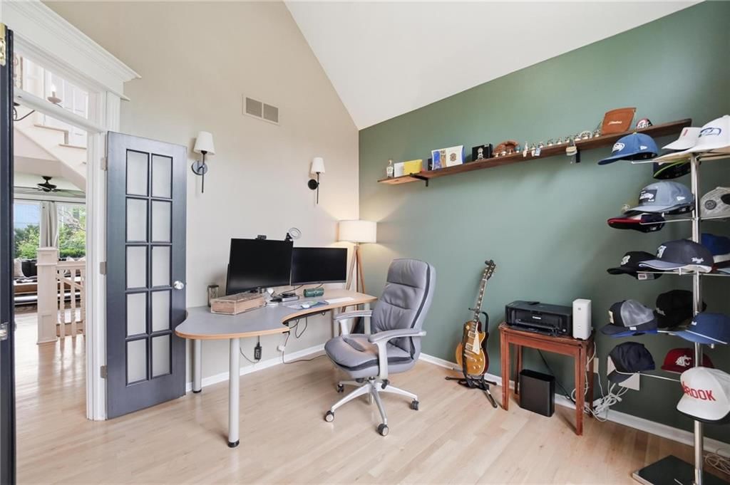 5308 W 161st Street — photo 24