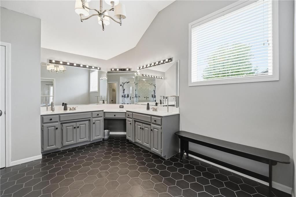 5308 W 161st Street — photo 28
