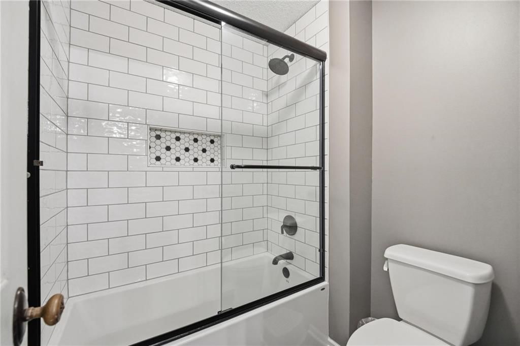 5308 W 161st Street — photo 35