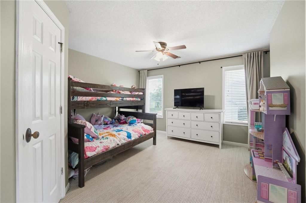 5308 W 161st Street — photo 39