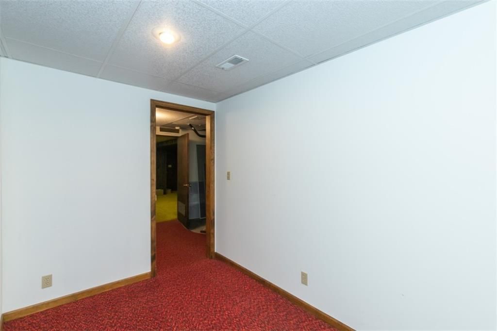 517 S 21 Street — photo 56