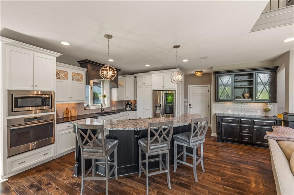 1104 Lakecrest Circle — photo 27