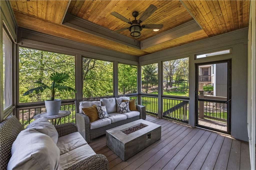 1104 Lakecrest Circle — photo 32