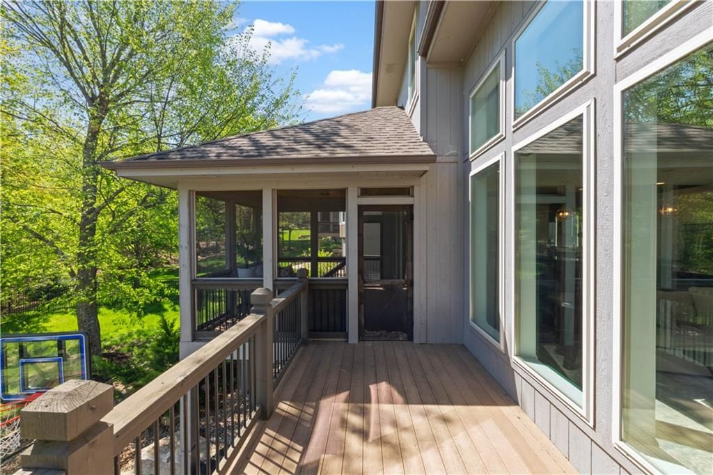 1104 Lakecrest Circle — photo 34