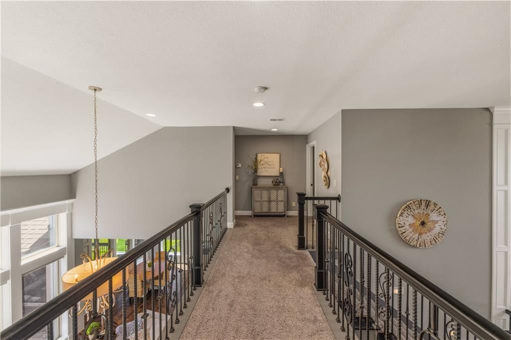 1104 Lakecrest Circle — photo 50