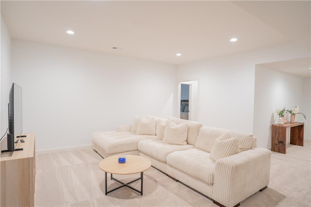 5008 N 145th Street — photo 33