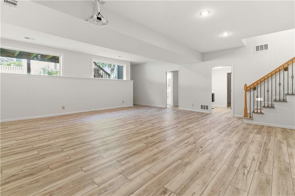 14322 Reeder Street — photo 37