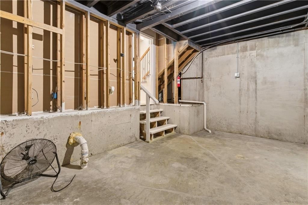 14322 Reeder Street — photo 42
