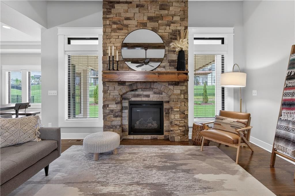 1309 NE Brandywine Drive — photo 9