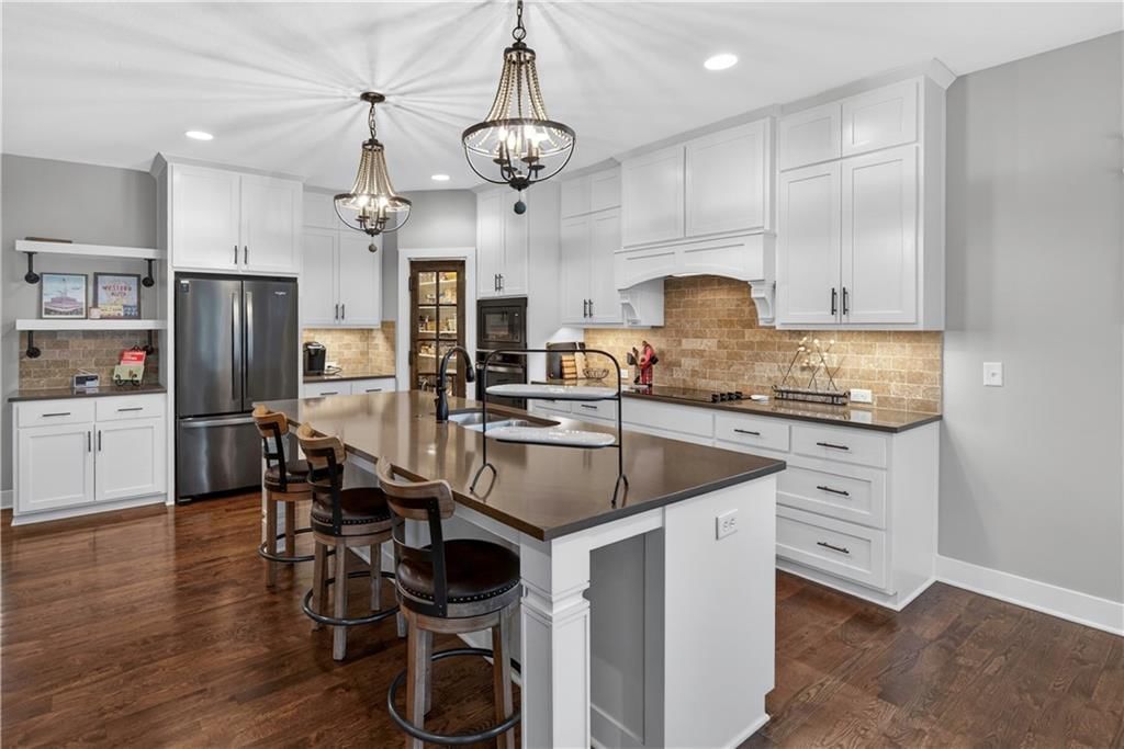 1309 NE Brandywine Drive — photo 15