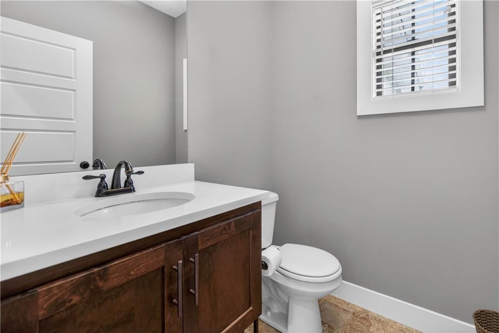1309 NE Brandywine Drive — photo 32