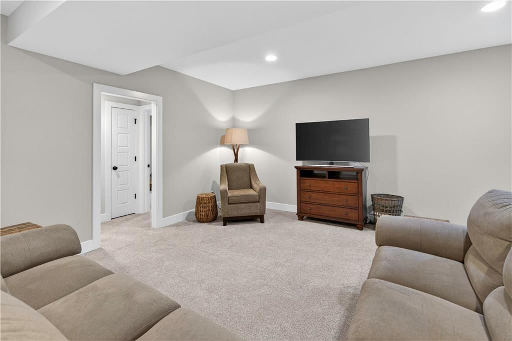 1309 NE Brandywine Drive — photo 41