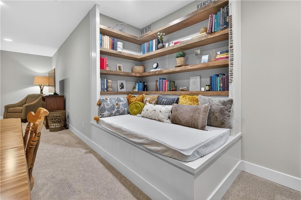 1309 NE Brandywine Drive — photo 49