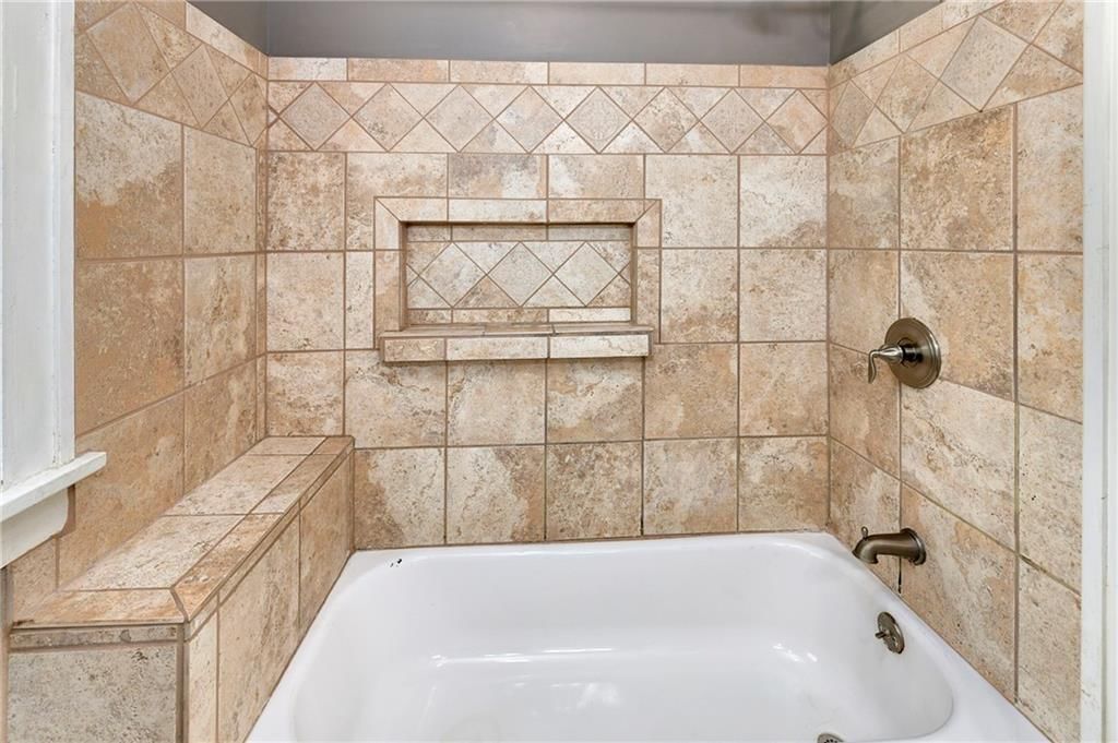 526 Oak Street — photo 19