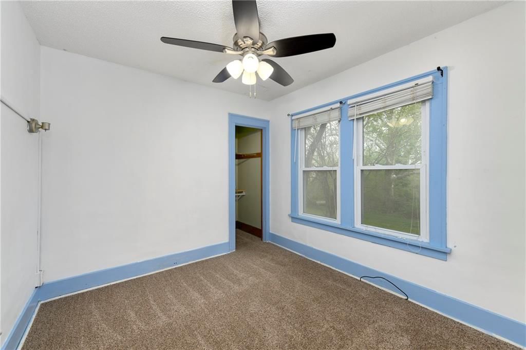 526 Oak Street — photo 22