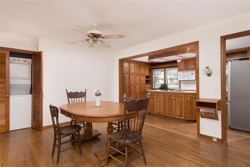 802 N Crow Avenue — photo 11