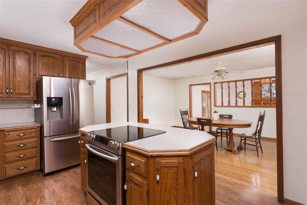 802 N Crow Avenue — photo 12