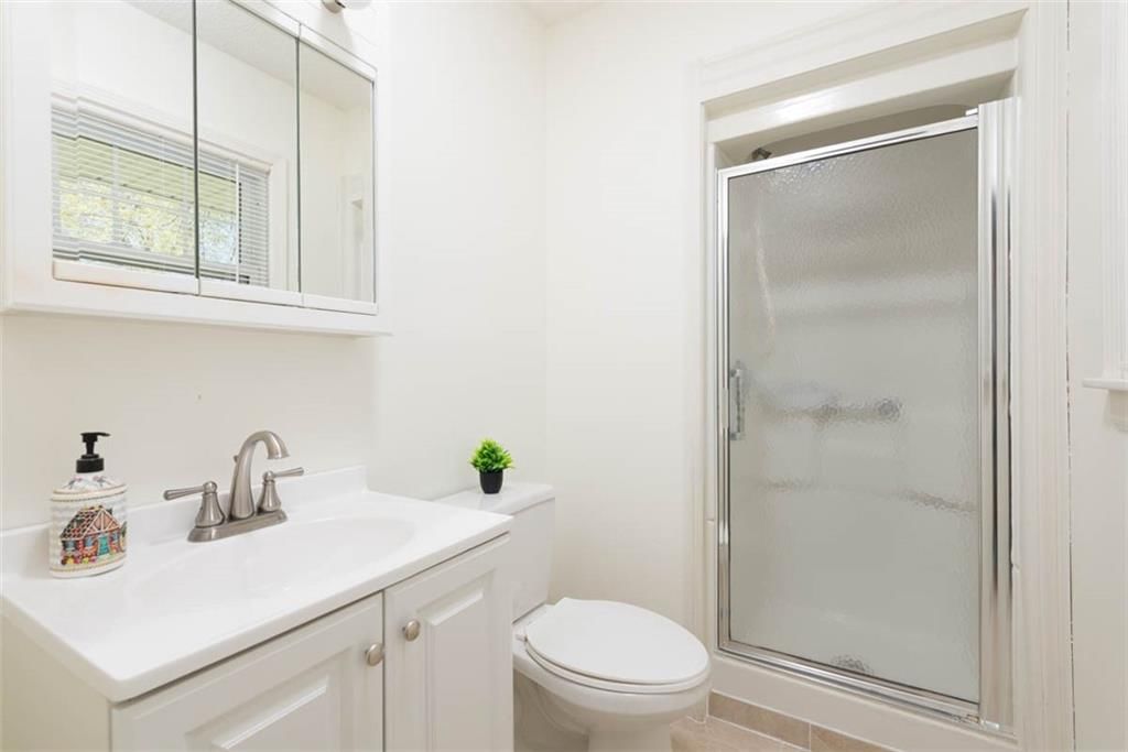 802 N Crow Avenue — photo 17