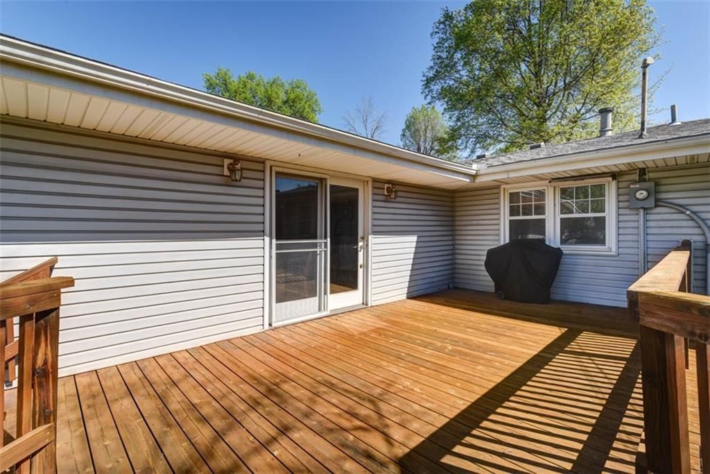 802 N Crow Avenue — photo 33