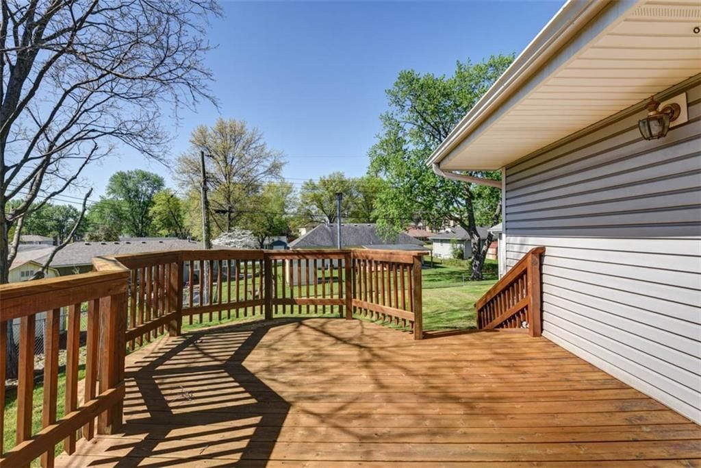 802 N Crow Avenue — photo 37