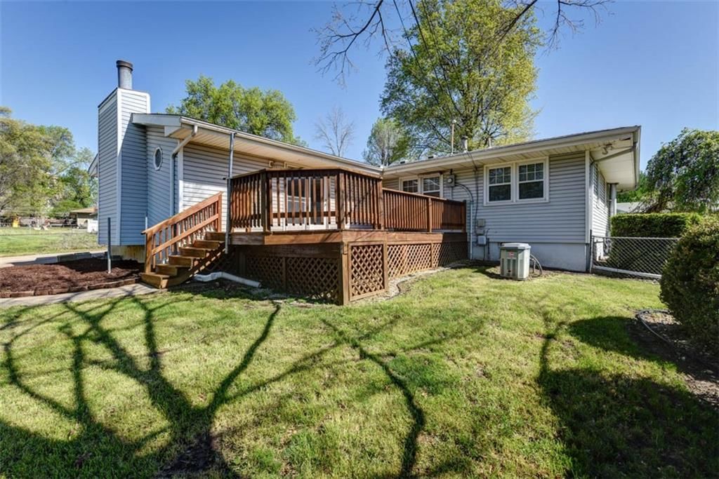 802 N Crow Avenue — photo 38