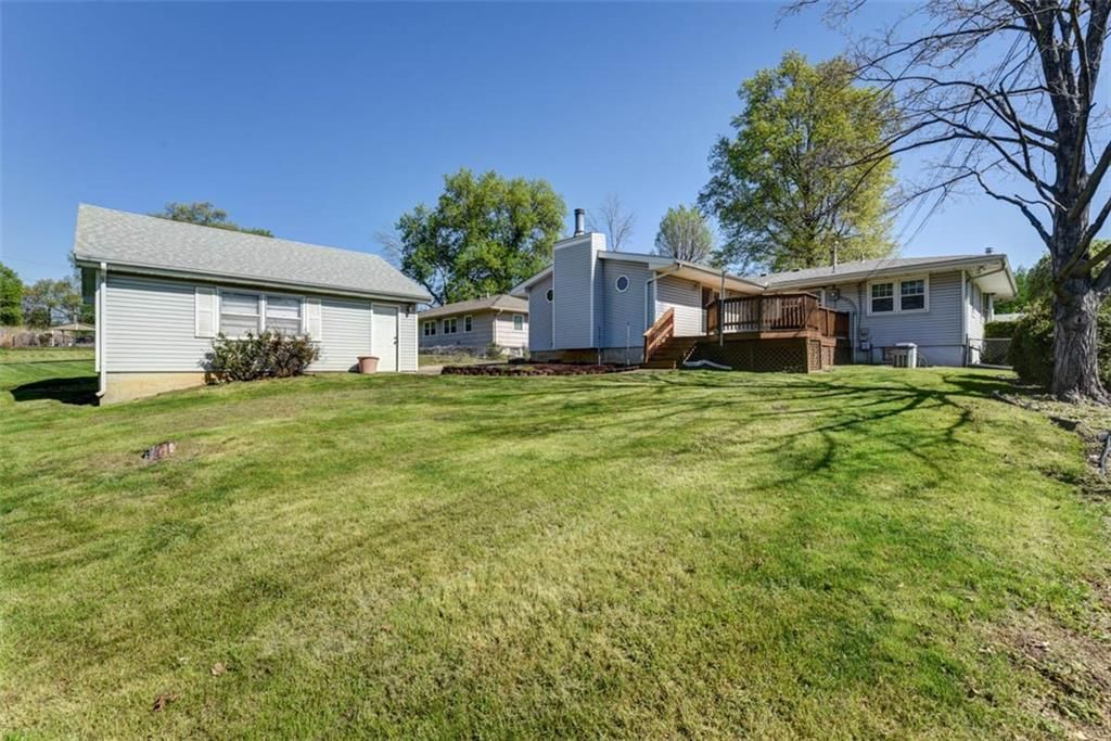 802 N Crow Avenue — photo 39