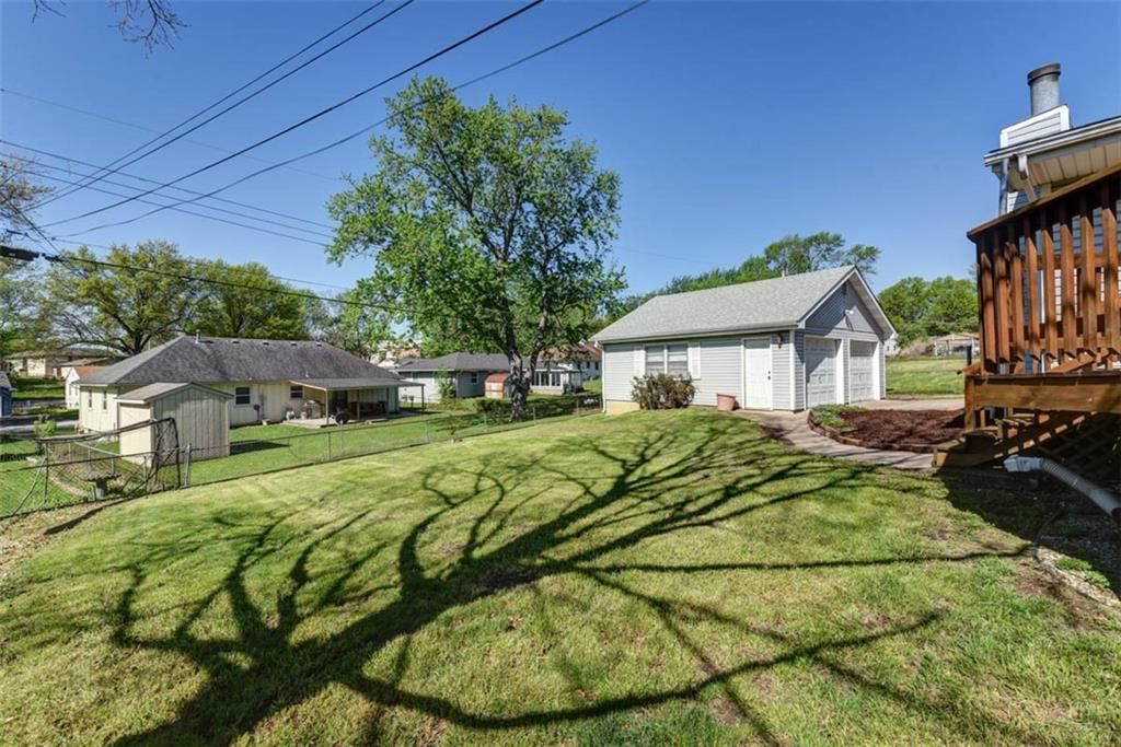 802 N Crow Avenue — photo 41
