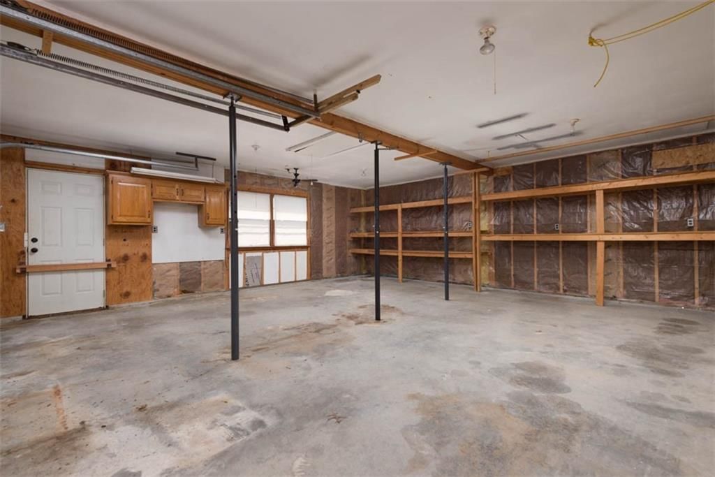 802 N Crow Avenue — photo 43