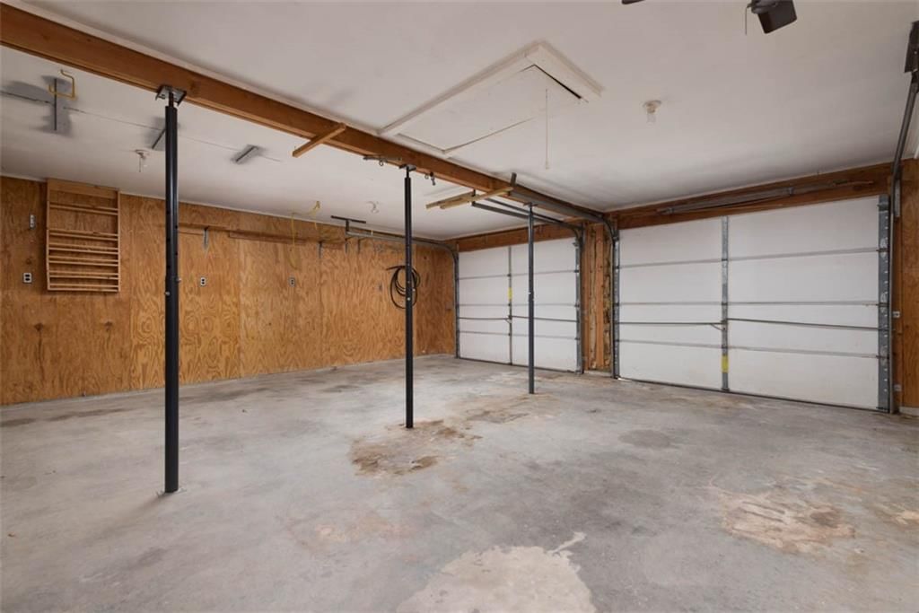 802 N Crow Avenue — photo 44