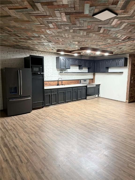 209 S Market Street — photo 9