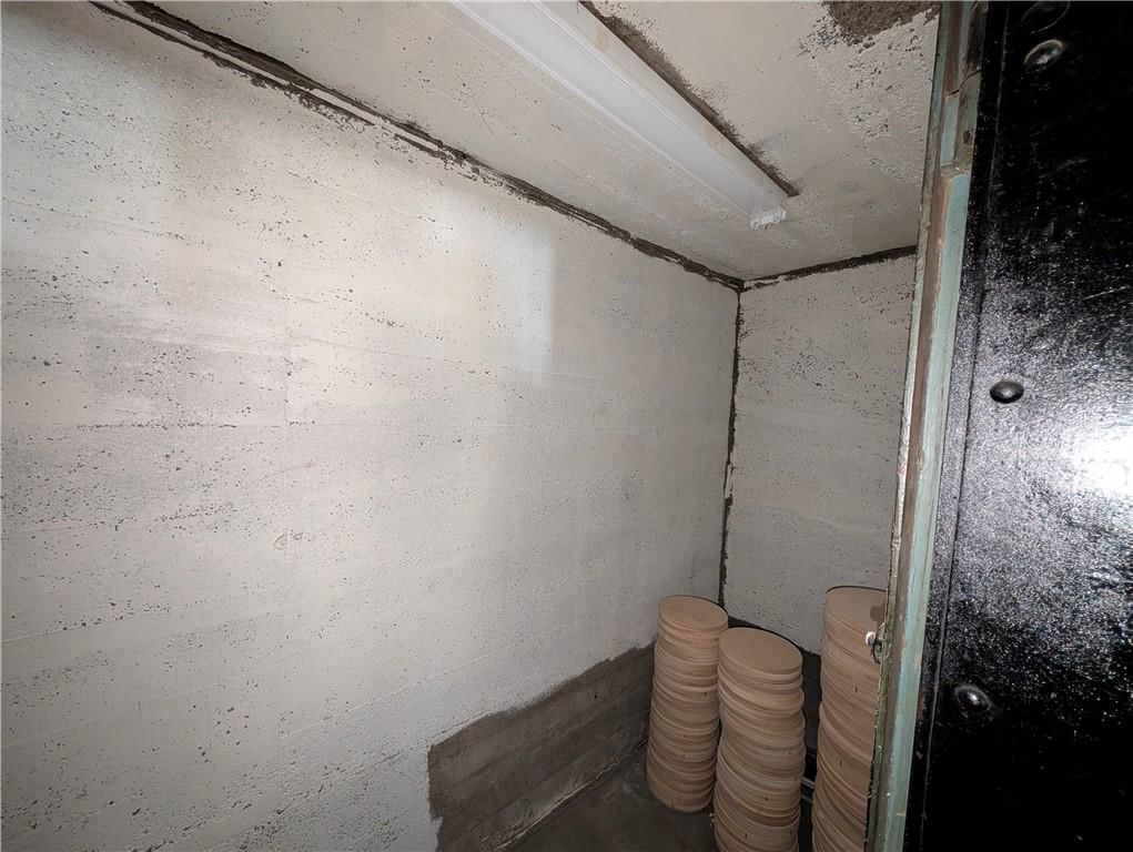 209 S Market Street — photo 23