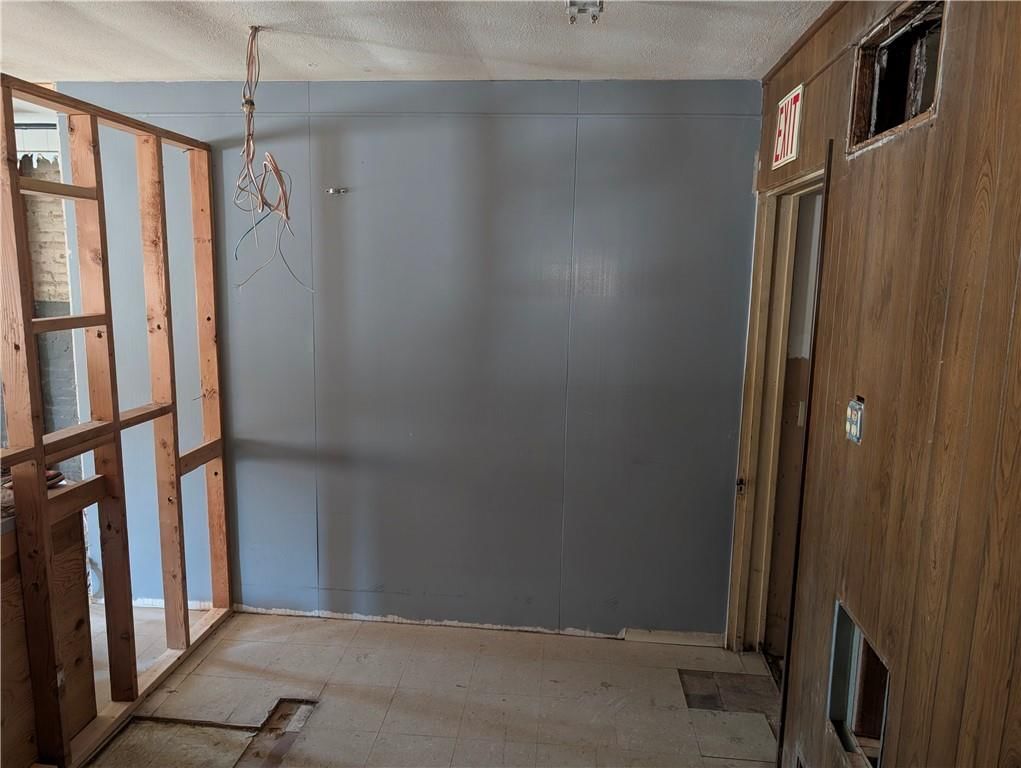 209 S Market Street — photo 27
