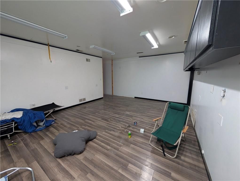 209 S Market Street — photo 30