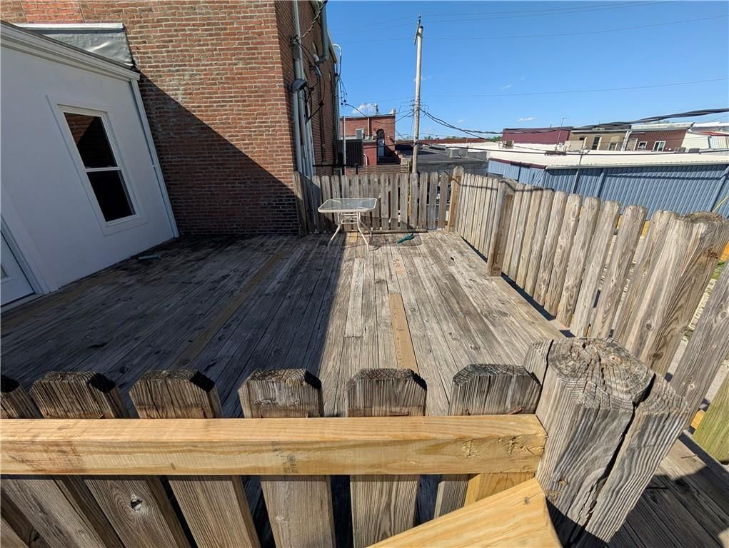209 S Market Street — photo 39