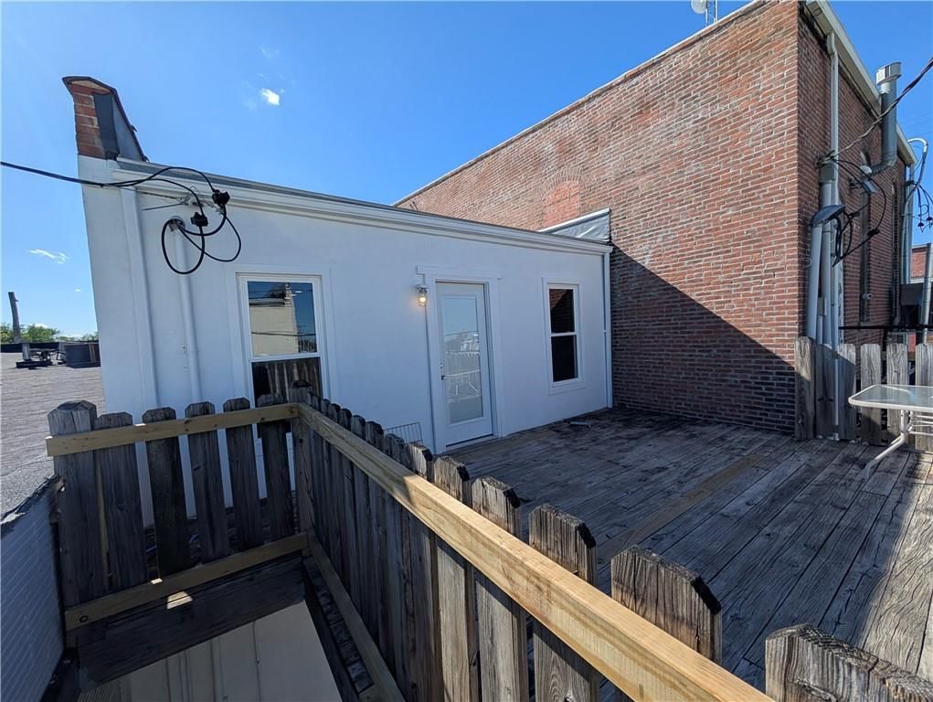 209 S Market Street — photo 40
