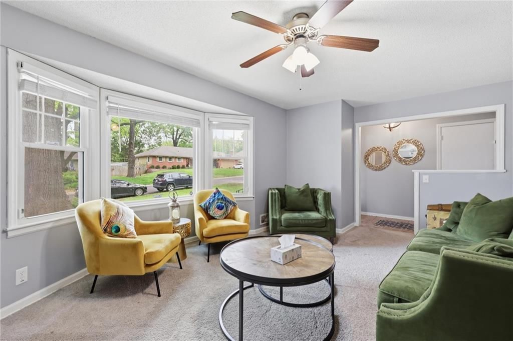 6316 Hedges Avenue — photo 3