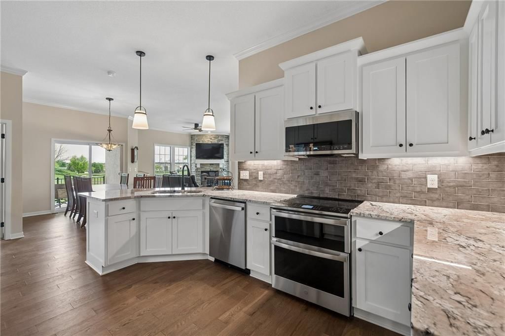 11901 S Tallgrass Drive — photo 11