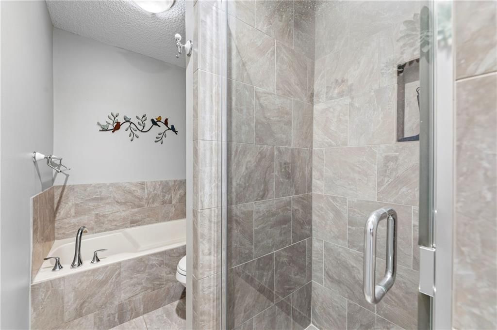 10715 W 116th Terrace — photo 25