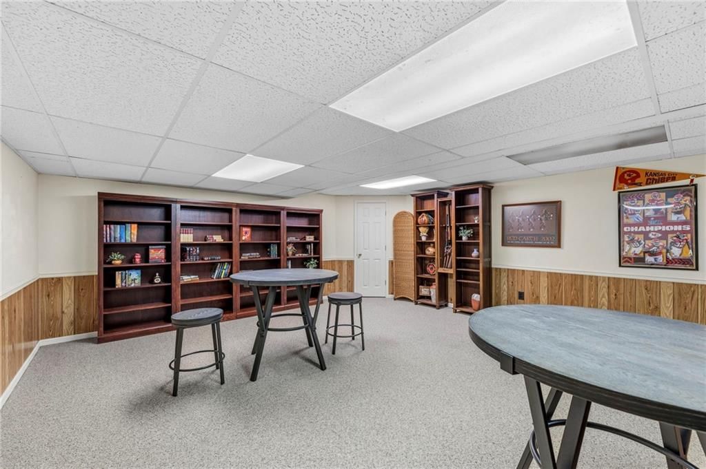10715 W 116th Terrace — photo 39