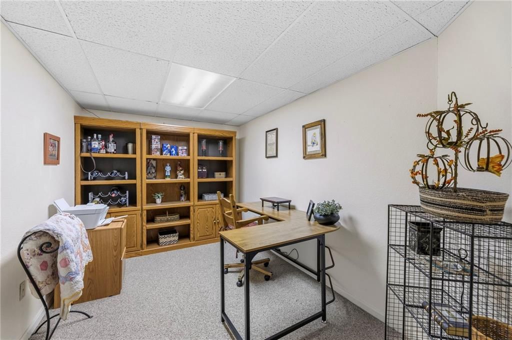 10715 W 116th Terrace — photo 41