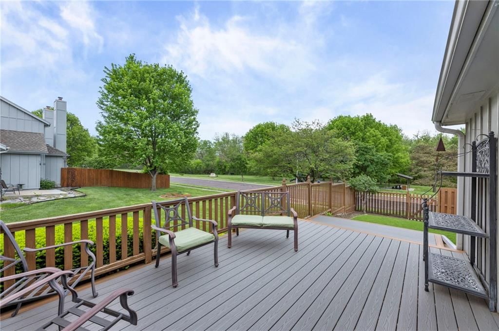 10715 W 116th Terrace — photo 43