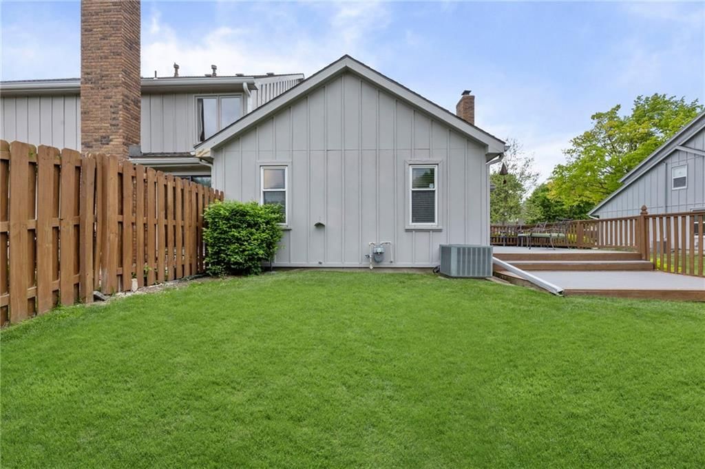 10715 W 116th Terrace — photo 47